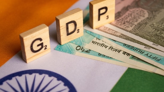 India GDP grows by 7.8% in Q1 2023-24.