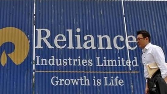 Controlled by Mukesh Ambani, the Reliance Industries Ltd runs the world’s largest refinery complex in Jamnagar.(Reuters file photo)