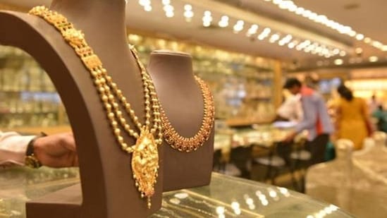 The gold and silver on December 30 prices recorded a decline as compared to yesterday.(HT File Photo)