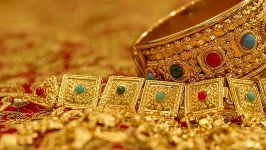 Gold and silver prices on December 29 (File)