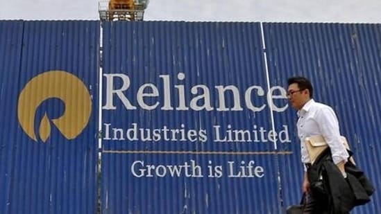 Controlled by Mukesh Ambani, the Reliance Industries Ltd runs the world’s largest refinery complex in Jamnagar.(Reuters file photo)