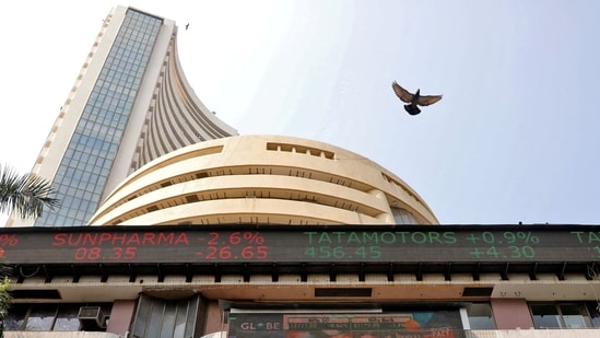 BSE Mumbai(Reuters file photo)