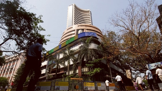 Sensex had closed in red at 71,500 while Nifty ended at 21,571