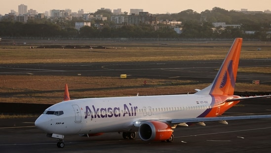 A file photo of an Akasa Air passenger aircraft taxis on the tarmac at Chhatrapati Shivaji International Airport in Mumbai.(Reuters file)