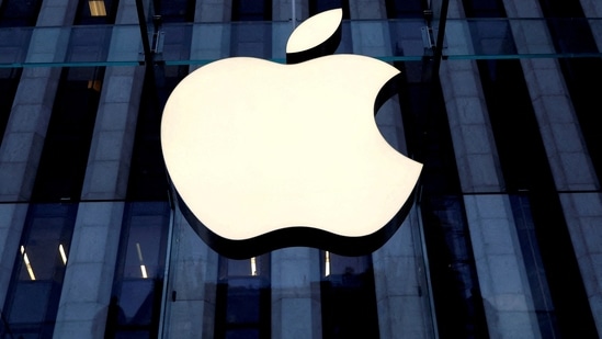 Apple Inc. logo (REUTERS)