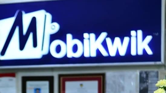 MobiKwik files draft IPO papers with SEBI.(Mint)