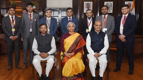 Union Minister for Finance and Corporate Affairs, Nirmala Sitharaman along with the Minister of State for Finance, Pankaj Chaudhary, the Union Minister of State for Finance, Dr Bhagwat Kishanrao Karad, the Secretaries of the Ministry of Finance, and various Budget teams after giving the final touches to the Interim Union Budget 2024, in New Delhi on January 31, 2024. (PIB)