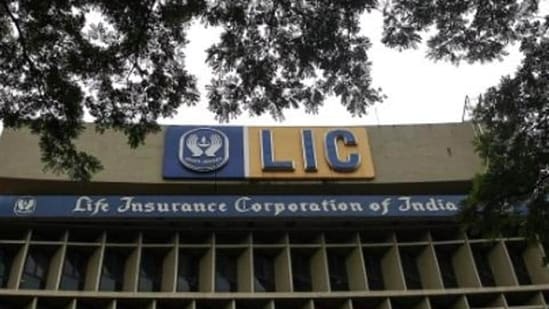 Life Insurance Corporation of India's (LIC) headquarters in Mumbai(Reuters File Photo)