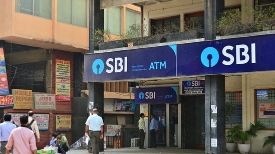 With the surge in share prices, the market capitalisation of the State Bank of India crossed the <span class=