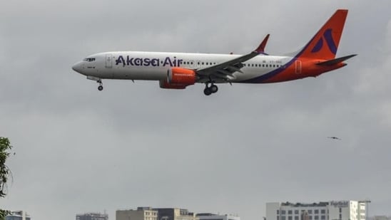 An aircraft operated by Akasa Air prepares to land at Chhatrapati Shivaji Maharaj International Airport in Mumbai (Bloomberg File)